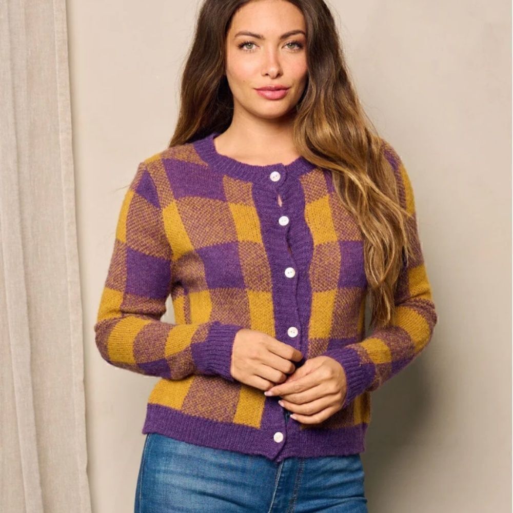 Trendy Button Front Colorblock Checkered Sweater Purple Gold Warm Cozy New